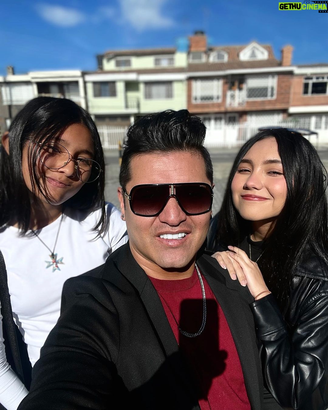 Gerly Hassam Instagram - Y nos fuimos de clausura! La Tutty pasΓ³ a sΓ©ptimo! ππ½ππ½ππ½ππ½ππ½ππ½π«Άπ½π«Άπ½π«Άπ½π«Άπ½ Auditorio Zea mays De ChΓa