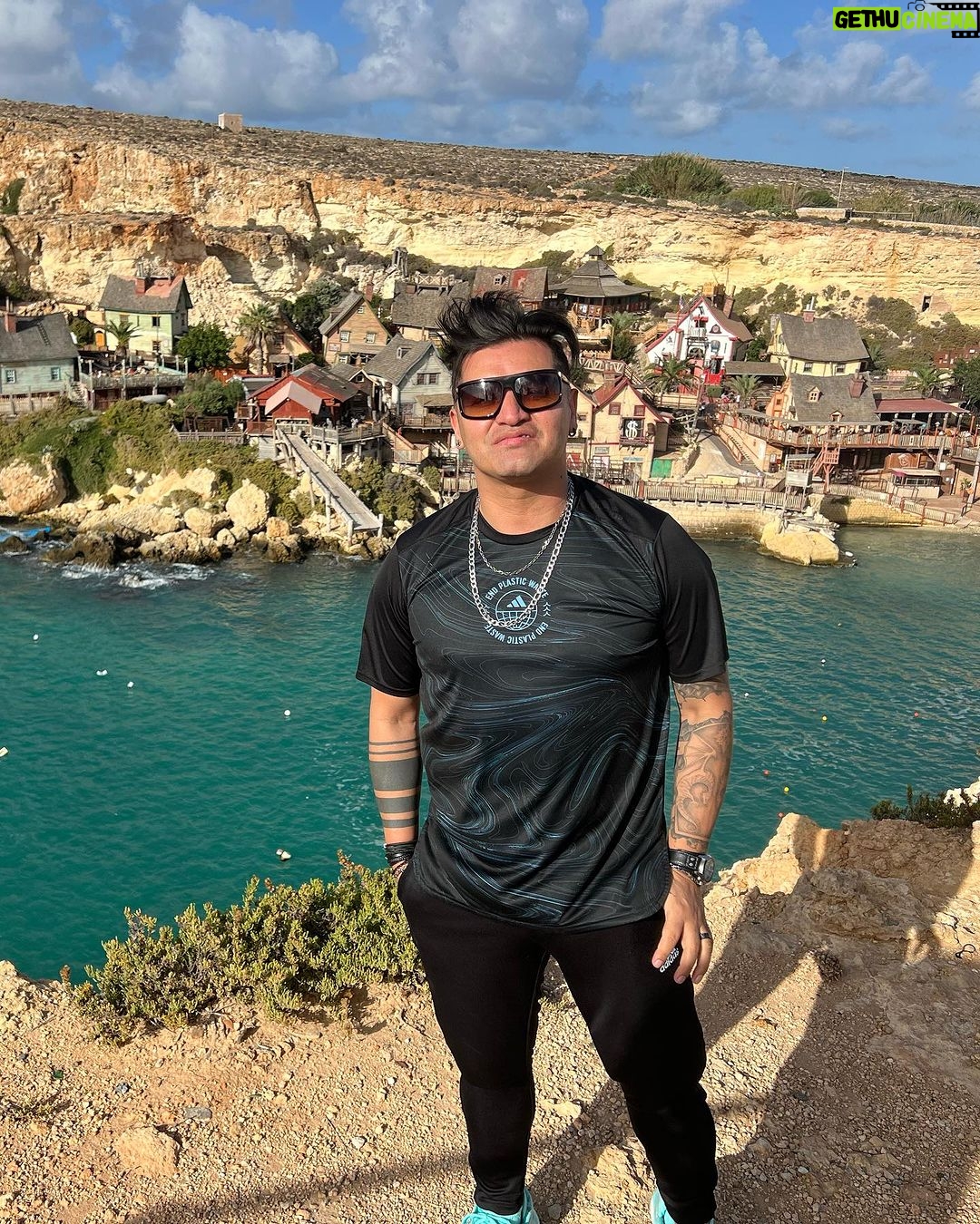 Gerly Hassam Instagram - Postales de Malta. Los fans de @gameofthrones morirían por conocer este sitio tan bonito! 🥰🥰🥰🥰🥰🥰