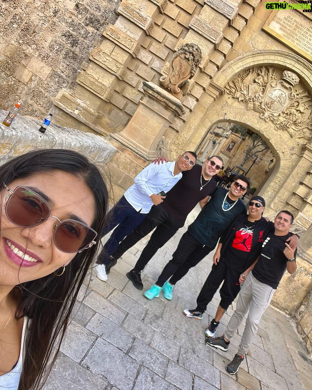 Gerly Hassam Instagram - Postales de Malta. Los fans de @gameofthrones morirían por conocer este sitio tan bonito! 🥰🥰🥰🥰🥰🥰