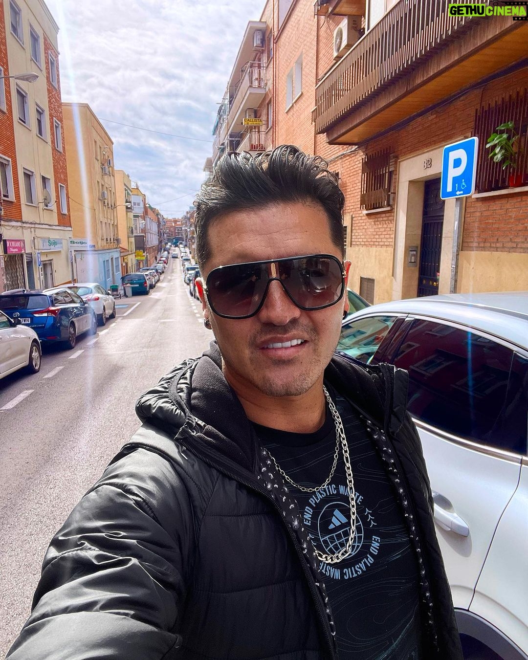 Gerly Hassam Instagram - Amo las camisetas de fútbol, no me importa el equipo, solo busco diseños bacanos. 🤗🤗🤗🤗 la última es quizás la más chimba! 😜😜😜😜😜😜😜 Cuál les trama pa’ rifarla? Barcelona, Spain