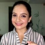 Giaa Manek Instagram - What’s better than having your fav shades , all in 1 ? Renee fab 5 is your must have product . Pop ,push , play ...one of its kind ! . . . #lipstick #fab5 #5in1 #PopPushPlay #notonebutfive #ReneeCosmetics #loveit