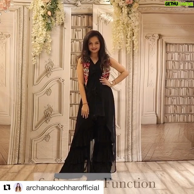 Giaa Manek Instagram - #Repost @archanakochharofficial with @get_repost ・・・ Styling your AK black high low for 6 different occasions! A simple black high low can be turned into a sangeet outfit or a perfect date outfit by just accessorising differently. . . . . . . . . . . . . . . Photography: @yusuf_cinematic @ebrahimkkapadia @_rahulpatwa_ . #blackdress #blackhighlow #highlow #giamanek #archanakochhar #dress #sangeet #sangeetoutfit #diwali #datenight #datenightoutfit #fashion #fashionreels #fashionista #supportindiandesigners