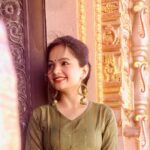 Giaa Manek Instagram - Acceptance over expectations ❤️ . . . . #thursday #throwbackthursday #tbt