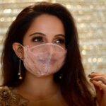 Giaa Manek Instagram - The new lifestyle 💁🏻‍♀️ . . . #facemasks #archanakochhar #specialfabric #preventive