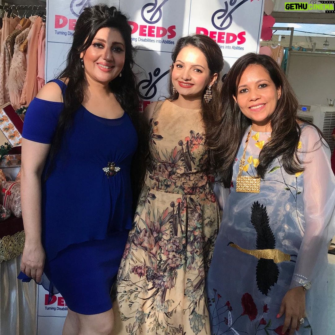Giaa Manek Instagram - #throwbackthursday 💁🏻♀️ #eventdiaries