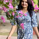 Giaa Manek Instagram - Oh what we find , when we stop searching . Oh what we feel , when we stop forcing . Oh what we receive , when we stop fearing . Oh what we become , when we just love . - creig crippen