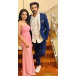 Giaa Manek Instagram - Happy bday fraaaaand !!! You are one year older now 😜.