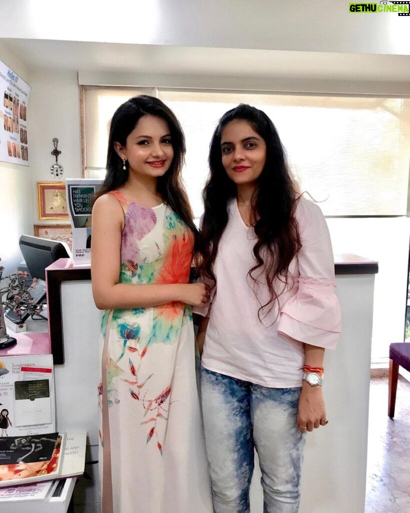 Giaa Manek Instagram - Almost towards the end of my laser hair removal treatment at “Forever Young Skin Hair Body Aesthetics Clinic”. Just completed the 5th laser session out of the total 6 sessions needed for my body ! Doctor Sadhna who specialises in total skin,hair and body aesthetics used “Soprano ice platinum” laser for me. Her services help to guide people towards the finest methods to rejuvenate the self and dermatology using a 360 degree approach . Honestly I am very happy with the results soo far..the best part is , it is completely pain free ! Cannnot explain how good and stress free I feel not having to worry before wearing my shorts or skirts ! Highly recommend their services . #sopranoiceplatinum #laserhairremoval #painfree Dr. Sadhana Deshmukh Forever Yooung Skin Hair Body Aesthetics Clinic