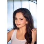 Giaa Manek Instagram - Travel far enough to meet #yourself . 📸- @bbhupi25