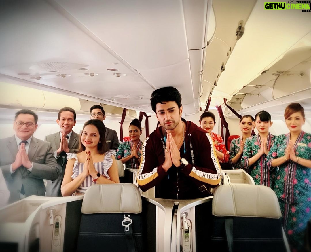 Giaa Manek Instagram - They welcomed us with “Selamat Datang “ and before off boarding,we taught them how we welcome people in india with a “Namaste”! On board @malaysiaairlines ,impressive business class services .Cheers to yet another fantastic holiday! Say hello to my travel mate @nishantsinghm_official . . . . #ExperiencesUnfiltered #PenangUnfiltered #BusinessEventsPenang #Penang #malaysiaairlines #malaysianhospitality @penang.unfiltered @malaysiaairlines