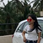 Giaa Manek Instagram - Polish your ignorance.... . . Laptop dhulna toh 6 saal purana hai.. Ab tho kisi aur ko dhona bhi bahuth achi tarah se aata hai ! . . Pehle toh script ne demand ki.. Lekin ab hai zindagi ki demand ! . . Polish your ignorance.... . . Cleanse yourself and help cleansing others too... Aage badho with change in time... . . . #notlimitedtolaptopwashing