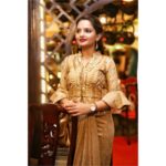 Giaa Manek Instagram - What an amazing show @rohitkverma 🤗🤗. Thank you Pooja @thepolkaadots ,@sosashaofficial for dressing me up !Pc - @vinaysharmaofficial1 #ootd #eventdiaries