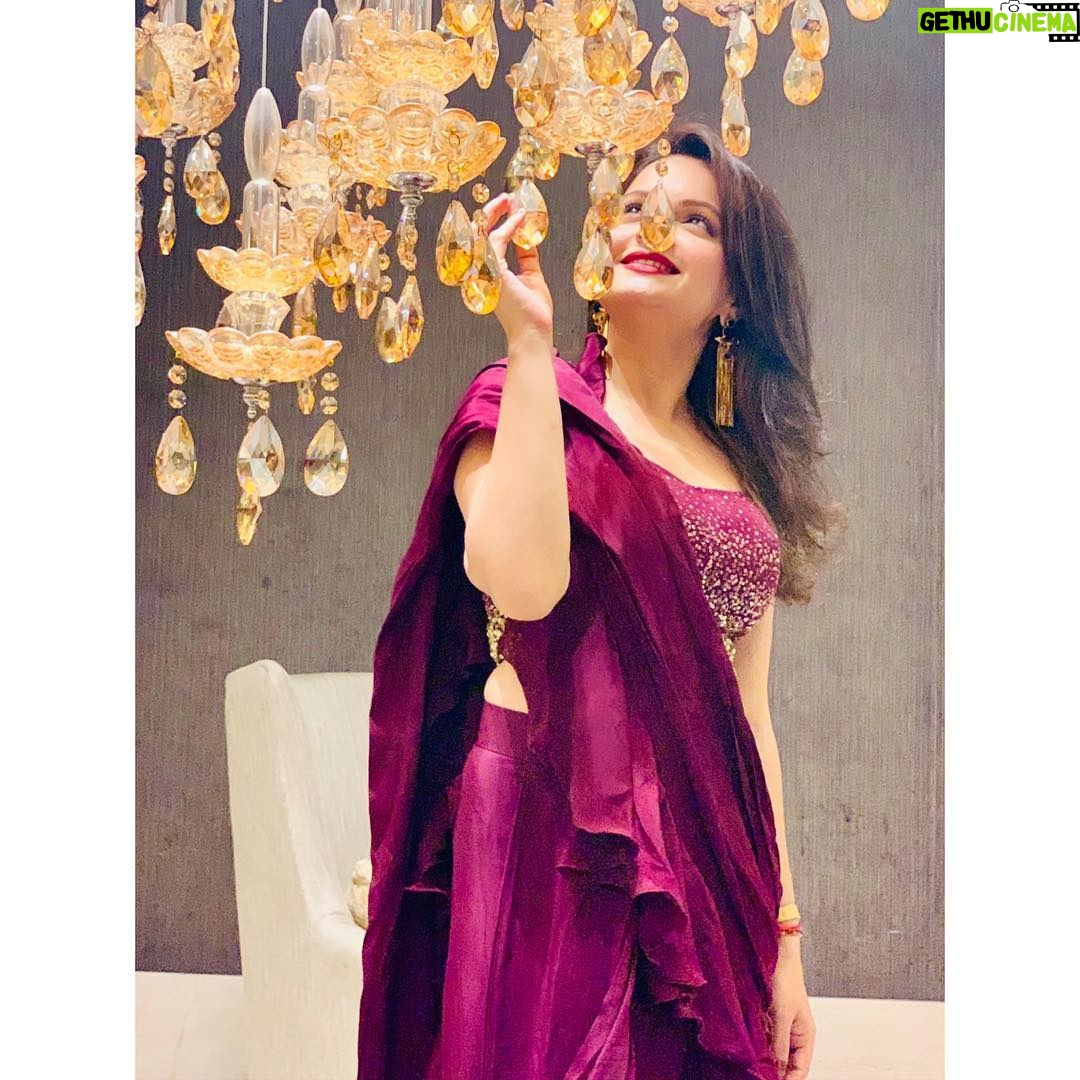 Giaa Manek Instagram - #bombaytimesfashionweek Wearing - @kalkifashion @kalkiaccessories #fashionweek #ootd #saree