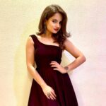 Giaa Manek Instagram - Dadasaheb Phalke Awards 2019 ! Wearing - @the_adhya_designer @aradhya_designer @akashidesignerstudio Jewellry - @the_jewel_gallery Styled by - @shailjaanand