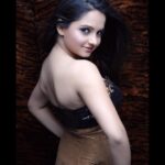 Giaa Manek Instagram - Someone asked 2 #define me 🤔hmmm ..❤🍫🌶💥 n ???? 😜😉