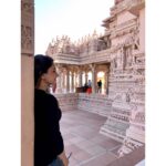 Giaa Manek Instagram - लुका छुपी बहुत हुई सामने आ जा ना ...........
