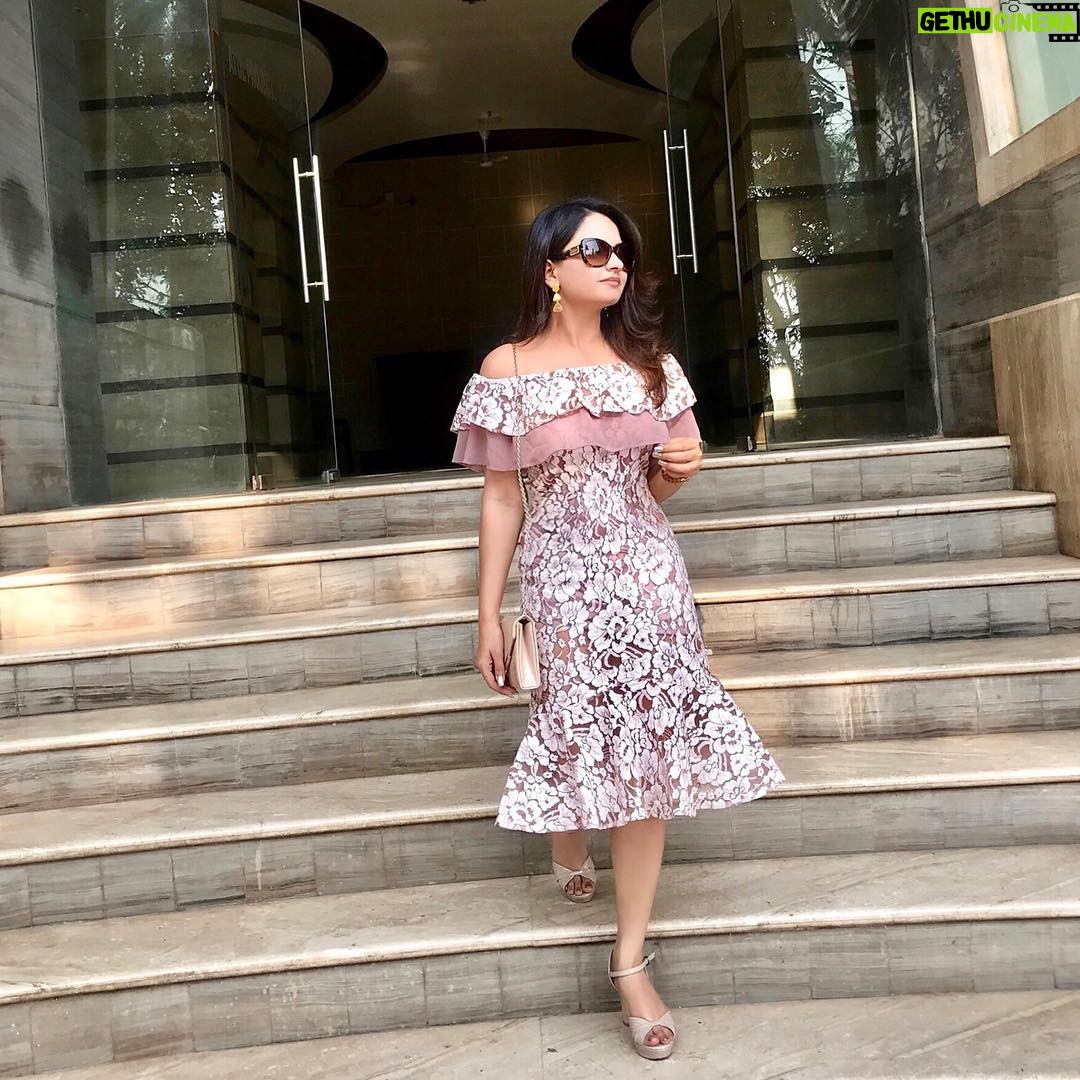 Giaa Manek Instagram - At the Midday ladies cricket tournament event . Wearing - @stylesplash_in Styled by - @shrushti_216. Thanx @nibby31.official 🤗