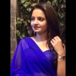 Giaa Manek Instagram - Here’s wishing you all a Happy Lohri ,Makar Sankranti and Pongal ! Love🤗 . Thank you mommy for clicking me . #aboutlastnight #lohriparty #ootd #blue #saree #indianwear #love #gratitude