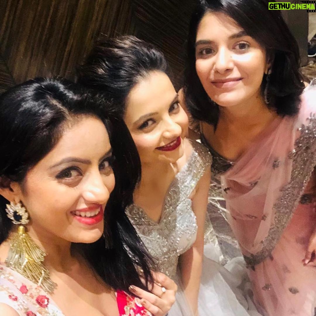 Giaa Manek Instagram - #flashbackfriday to @bombaytimesofficial @fashionweek wearing this beautiful grey layered gown designed by @kalkifashion . #friday #flashback #event #fashionweek #ootd #love