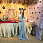 Giaa Manek Instagram - One who earns Devi’s Grace is a blessed being ! #navratri #durgapuja2018 #friends #family #love #gratitude