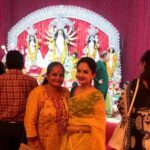 Giaa Manek Instagram - One who earns Devi’s Grace is a blessed being ! #navratri #durgapuja2018 #friends #family #love #gratitude