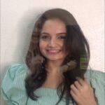 Giaa Manek Instagram - Trichup keratin shampoo and hair mask comes to my rescue..that too ,from the comfort of my home. Grab yours today! Use my coupon code GIA10 to enjoy some offer. 👇🏼 https://bit.ly/3yNByWY . . . #AD #Vasuhealthcare #haircareroutine #hairmask #goodhairday #hairsecrets