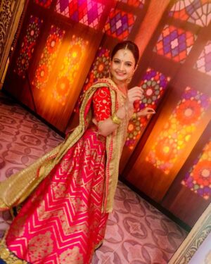 Giaa Manek Instagram - Pesbukers 🎥 
.
.
.
#antv #indonesia #jakarta #pesbukers .