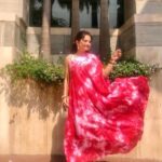 Giaa Manek Instagram - होली मुबारक! Sending everyone lots of love and light ✨. Stay safe .