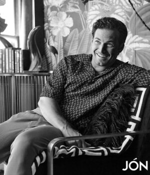 Giacomo Gianniotti Instagram - Cover of @jonmagazine this month. Thank you so much to the whole team. This was a special shoot, a ton of fun, and a great team all around, and during covid 😷, So great effort all around. Hope to shoot with this team again soon. Go get your copy today! 

📸: @leighkeily 🍉 👖 
👔: @warrenalfiebaker (shirt please😉 
💄💁🏻‍♂️: @nichole_gianniotti 💋 💋 💋 
⌚️: @girardperregaux 
📖: @jonmagazine ⚫️ ⚪️ 

Special thanks to @lindseyludwigrahm at @viewpoint.pr for always laying the groundwork for beautiful art to be created. 🙏🏽