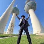 Giancarlo Esposito Instagram - Loving my time in Kuwait! Holding the towers up! Owning it! Feeling the spirit! Cooling it!