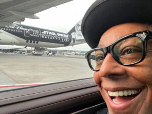 Giancarlo Esposito Instagram - Just landed on runway in NY! Ha!