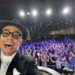 Giancarlo Esposito Instagram - Star Wars Celebration!! What a reception! Mando and Moff Gideon rule! #StarWarsCelebration