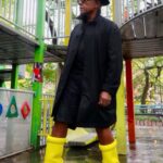 Giancarlo Esposito Instagram - Big YELLOW boots and another incredible shoot with my daughter, @radgirlrubes! 🧀🌟⚠️💛 #yellowboots #mschf #crocs