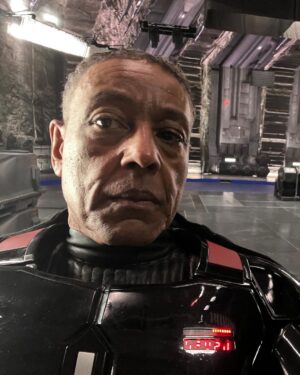 Giancarlo Esposito Instagram - #MoffGideon in full regalia! #bts 

#MayThe4thBeWithYou #StarWarsDay