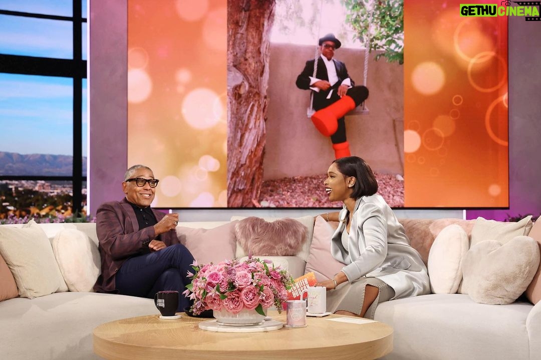 Giancarlo Esposito Instagram - What a time! Last week I was on the #KellyClarksonShow on Monday and then the #JenniferHudsonShow on Tuesday! We cooked, talked about everything from #TheMandalorian to the #bigredboots, and so much more!!! Thank you @kellyclarkson and @iamjhud! #ThrowbackTuesday