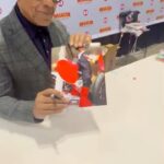 Giancarlo Esposito Instagram - 1 Million of you!!! Thank you for the love‼️ This photo shoot and the #bigredboots were all because of @radgirlrubes, and I’m so grateful! ❤️