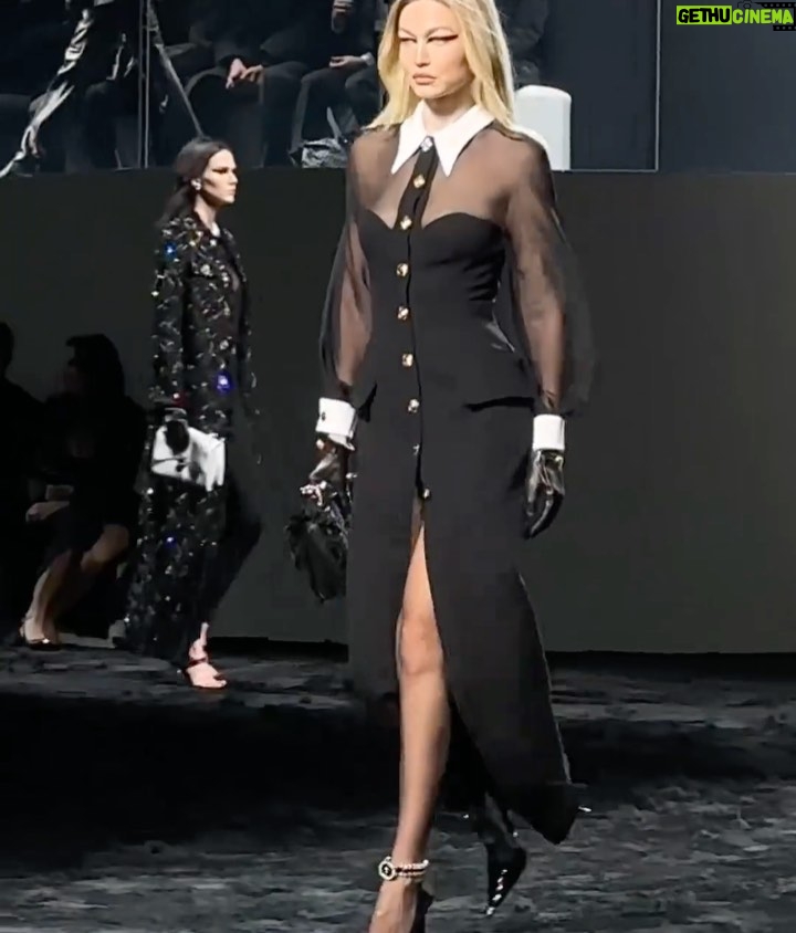 Gigi Hadid Instagram - solo una notte π so grateful always to my @versace family, @donatella_versace and the whole team, for taking such good care of me in Milano. Vi amo tutti ! ! @piergiorgio @kjeldgaard1 @patmcgrathreal @guidopalau