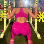 Gigi Lazzarato Instagram - working out is my therapy💖