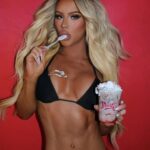 Gigi Lazzarato Instagram - My “Gigi Oreo-geous” oaty soft serve with fresh blended strawberry puree, oreo cookie crumbles and sprinkles is available now at all @montysgoodburger locations🍦🍓🍔🥤🍟 A portion of each shake sale will go to the Trans Wellness Center🏳️‍⚧️ Trust me you need to try this it’s SOOO yummy🥵