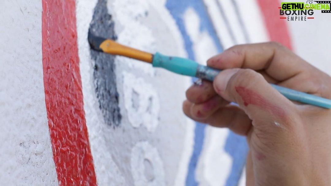 Gilberto Ramírez Instagram - EP 1 Zurdo’s World: Unveiling of the LA Mural commemorating the undefeated Mexican Champion Gilberto “Zurdo” Ramírez🇲🇽 (43-0) featuring @alex_ali_gonzalez 🎨. Special thanks to @zurdoramirez @3pointmgmt @brickhouseboxingclub and @goldenboy for making this possible 💯. Stay tuned for more episodes. - #zurdo #zurdosworld #mexico #latino #mural #ali #alex #boxingempire #boxing #boxeo #training #hit #power #workout #fitness #boxingmedia #boxinghype #boxingworkout #fitness #wbo #wbc #ibf #wba #gym #indoor #outdoor #bang