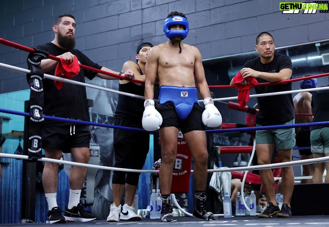 Gilberto Ramírez Instagram - Training Camp is in Full Session! @zurdoramirez 🥊🇲🇽💯 #November5th #AbuDhabi #ZurdoBivol Brickhouse Boxing Club
