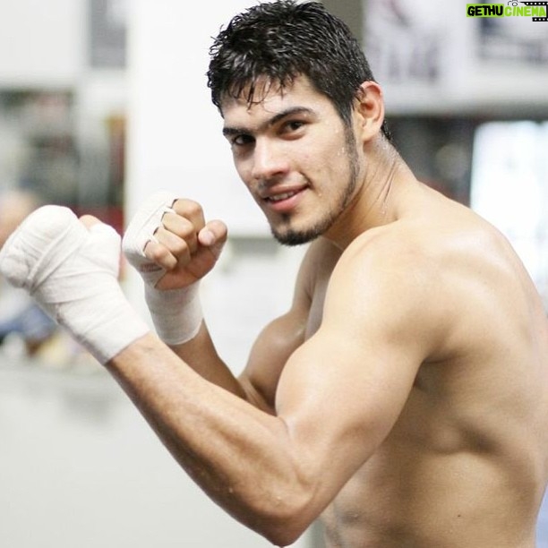Gilberto Ramírez Instagram - #trainhard