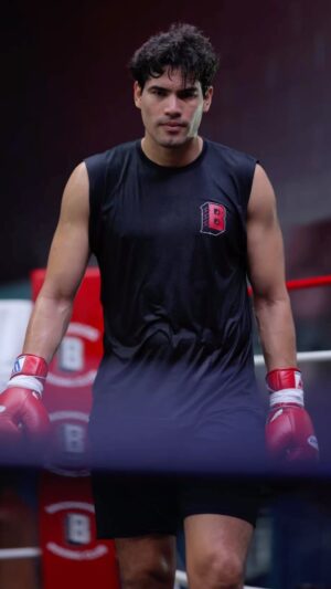 Gilberto Ramírez Instagram - Todos nuestros sueños se pueden hacer realidad si tenemos el coraje de perseguirlos 💯🇲🇽🥊. #zurdo
-
All our dreams can come true if we have the courage to pursue them 💯🇲🇽🥊. #champ @wbaboxingofficial @daznboxing @goldenboy @zurdopromotions