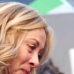 Giorgia Meloni Instagram - Insieme continueremo a portare alta la bandiera Tricolore, con orgoglio e dedizione, con amore e determinazione, con umiltà e rispetto. Saprò come spendere la boccata d’energia ricevuta in questi giorni. Viva l’Italia 🇮🇹
