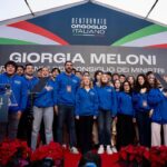 Giorgia Meloni Instagram - Grazie a quanti hanno reso possibile questa splendida edizione. Grazie ai ragazzi di Gioventù Nazionale per l’impegno e la passione che hanno messo per la buona riuscita e a tutti coloro che hanno contribuito a rendere #Atreju il grande luogo di idee e confronto che è. Avanti insieme 🇮🇹