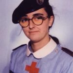 Giorgia Meloni Instagram - Nel trentesimo anniversario dalla sua scomparsa, desidero ricordare il sacrificio e il coraggio di Maria Cristina Luinetti, giovane donna appartenente al Corpo Infermiere Volontarie della Croce Rossa Italiana. Perse la vita a Mogadiscio, il 9 dicembre 1993, mentre cercava di impedire ad un uomo armato di entrare nell’ospedale in cui prestava servizio, incarnando fino all’ultimo il motto “Ama, conforta, lavora e salva”. Fu la prima italiana a cadere in missione di pace all’estero. Nel suo nome, e nei valori di eroismo e altruismo, non dimentichiamo.