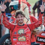 Giorgia Meloni Instagram - Straordinario Francesco Bagnaia che vince a Valencia e si conferma Campione del mondo della MotoGP per il secondo anno consecutivo con la sua Ducati. Grandissimo “Pecco”, anche quest’anno ci hai fatto sognare. Orgoglio italiano 🇮🇹
