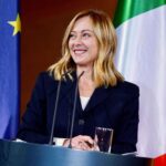 Giorgia Meloni Instagram - Via libera della Commissione Ue alla revisione del PNRR: altri 21 miliardi per la crescita economica dell’Italia. Oggi abbiamo la conferma di aver fatto un lavoro di cui il Governo può essere molto fiero. Abbiamo fatto ciò che avevamo promesso che avremmo fatto, siamo scesi nel concreto, abbiamo verificato le criticità e le abbiamo superate, abbiamo fatto in modo che tutti i soldi del PNRR venissero spesi nei tempi. Abbiamo concentrato le risorse sulla crescita e la modernizzazione della Nazione e mi pare che il risultato, sul quale in pochi scommettevano, dice che non era una scelta sbagliata. Ringrazio anche la Commissione europea che è stata sicuramente rigida per certi versi, ma molto aperta alla possibilità che queste risorse fossero spese nel migliore dei modi. Possiamo essere contenti del fatto che, oltre a lavorare a una Manovra incentrata a dare più risorse a lavoratori e famiglie, parallelamente lavoravamo a una revisione del PNRR che concentrava le sue risorse soprattutto sulla competitività del nostro sistema e delle nostre imprese. Avanti così.