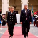 Giorgia Meloni Instagram - Ringrazio il Presidente della Repubblica di Finlandia Sauli Niinistö, che ho accolto oggi a Palazzo Chigi in occasione della sua visita di Stato in Italia. Un'opportunità per un rinnovato impulso al dialogo bilaterale con un importante partner europeo. I rapporti tra Italia e Finlandia sono molto buoni e hanno ancora importanti margini di crescita. È nostra intenzione costruire con Helsinki convergenze sui principali temi dell'agenda internazionale.