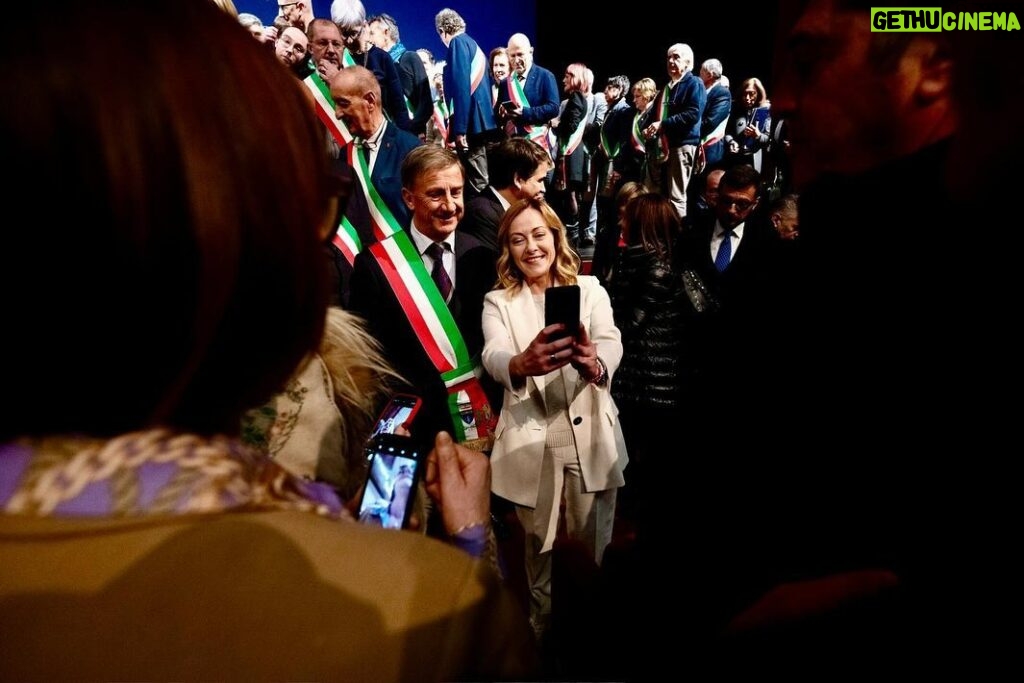 Giorgia Meloni Instagram - A Pordenone la cerimonia per la firma dell’Accordo per lo Sviluppo e la Coesione tra il Governo e la Regione Autonoma Friuli Venezia Giulia